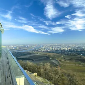 3* Aparthotel Suitehotel Kahlenberg