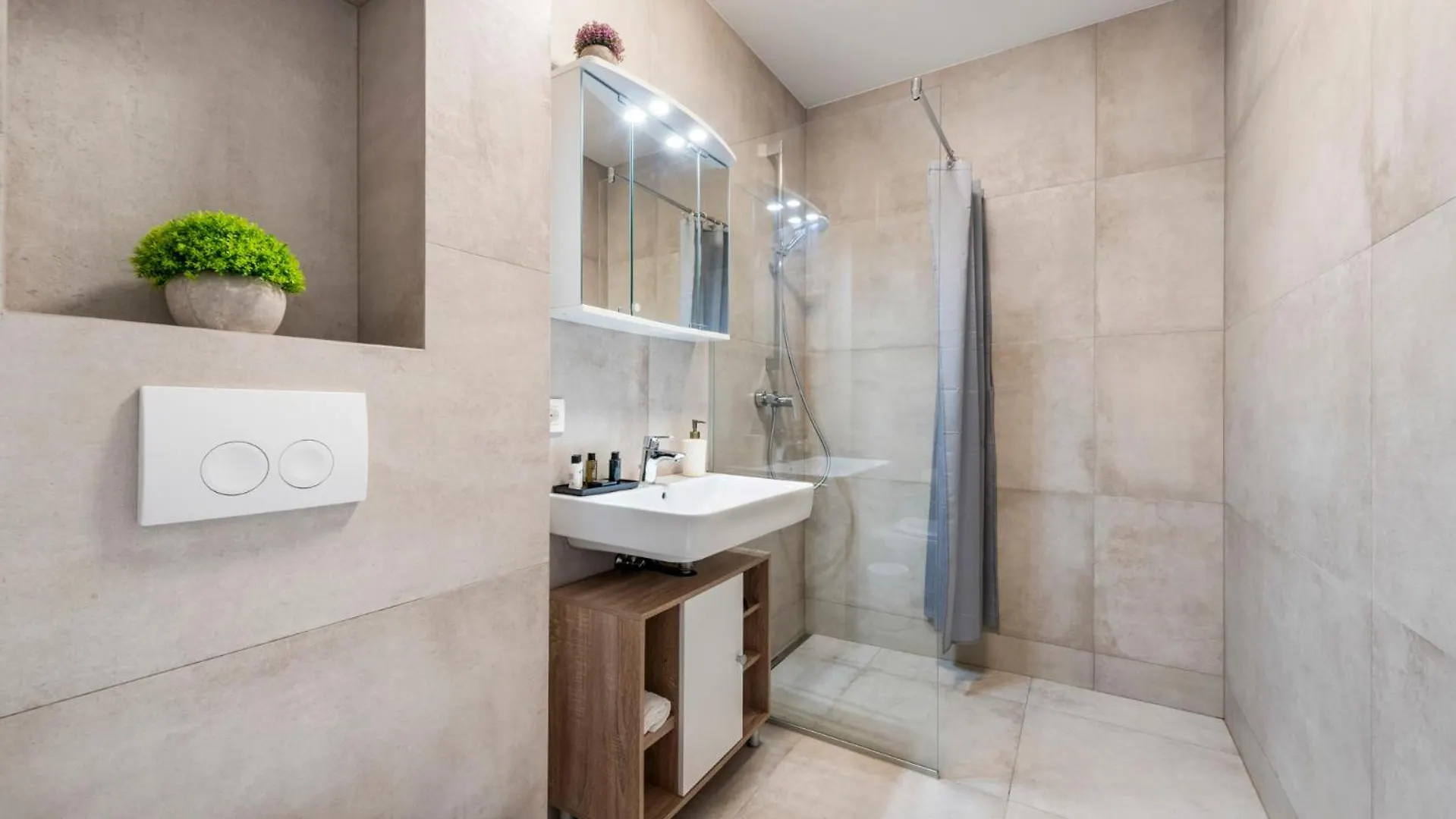Vienna Hills Living Aparthotel